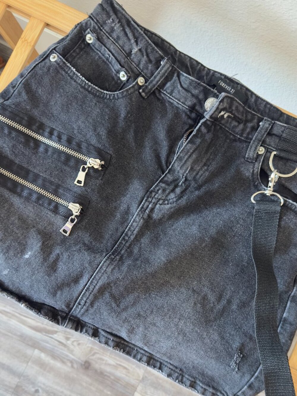 Forever 21 Black Denim Zip Mini Skirt w/ Strap | Size M